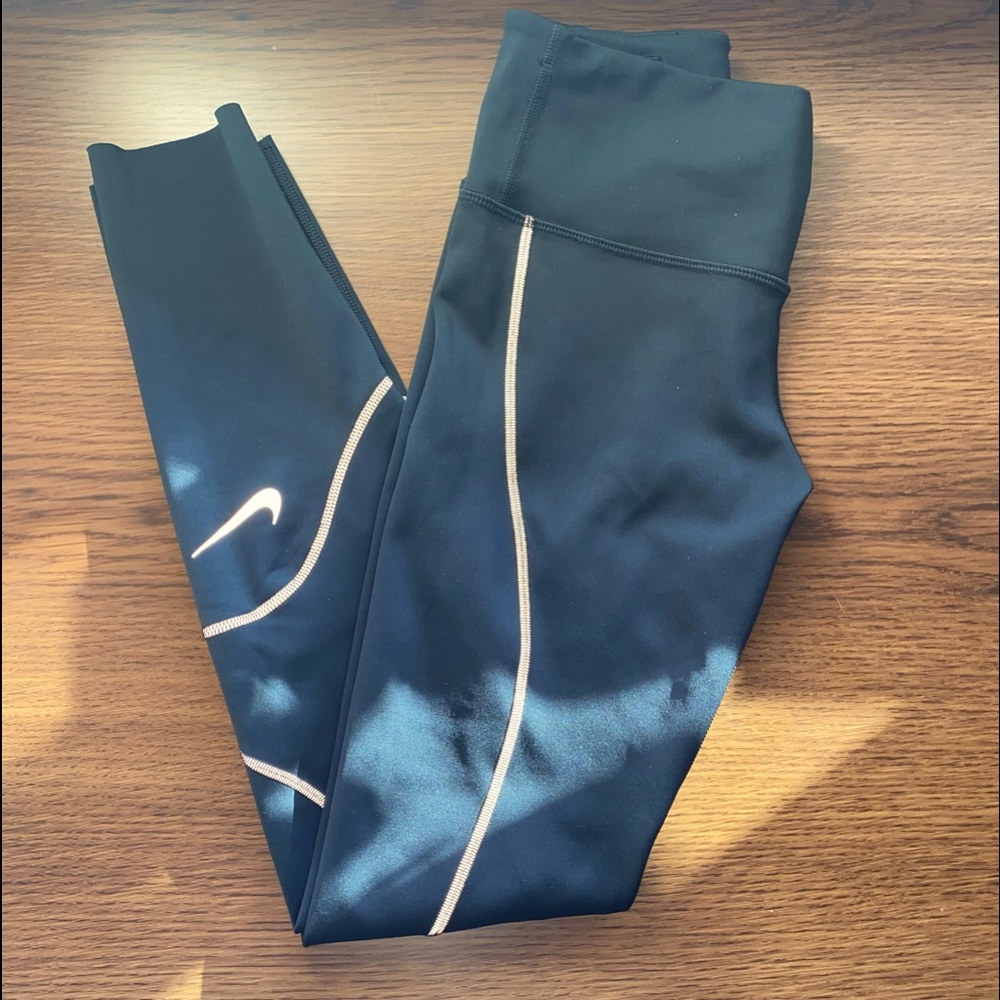 Nike Reflective Running Leggings✨